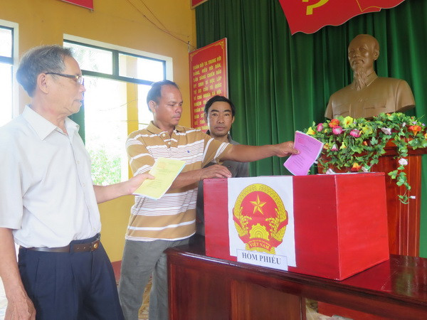 Ngư dân từ Hoàng Sa, Trường Sa về tham gia bầu cử Quốc hội ảnh 1