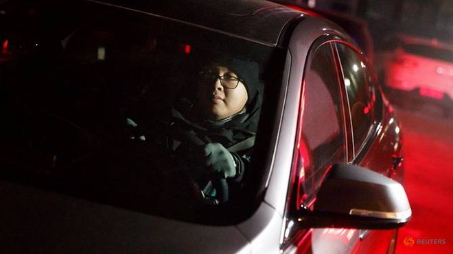 Dịch vụ chở người say rượu bia, kiếm bộn tiền ở Bắc Kinh ảnh 1