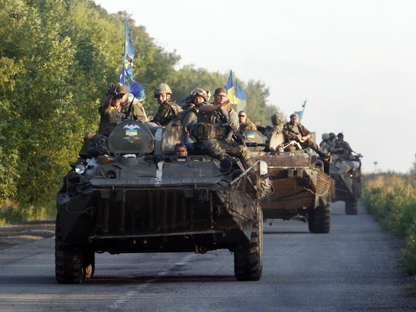 Ukraine chìm sâu vào suy thoái kinh tế trong vòng nửa năm qua ảnh 1