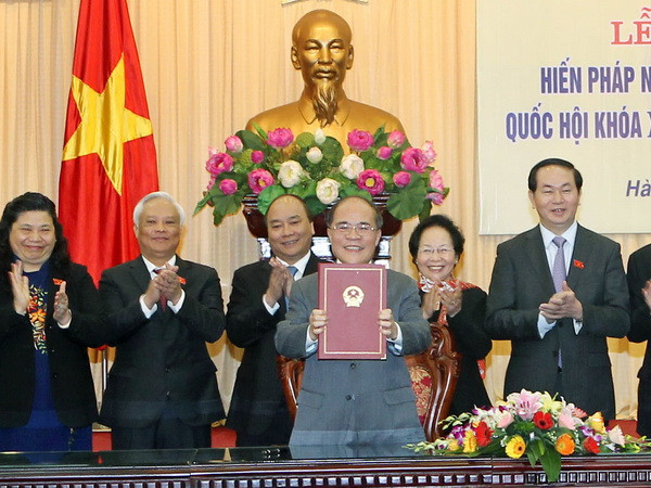 Hiến pháp sửa đổi là đảm bảo chính trị-pháp lý vững chắc ảnh 1