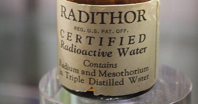Radithor, thứ “thần dược” chữa bệnh có chứa chất phóng xạ ảnh 1