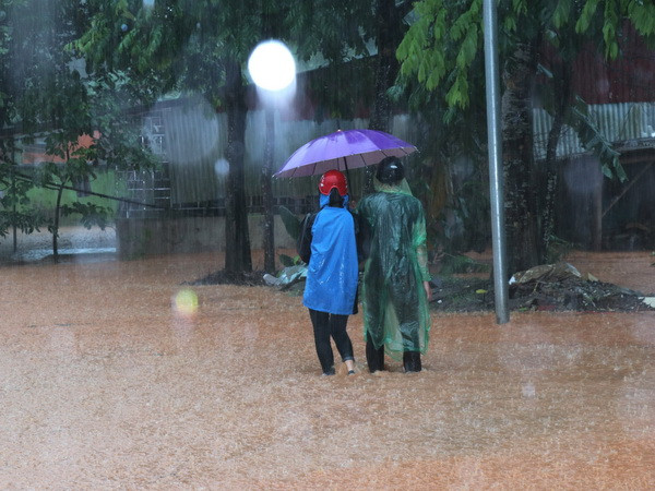 Đêm 26/6, Bắc Bộ tiếp tục mưa lớn diện rộng, nguy cơ xảy ra lũ quét ảnh 1