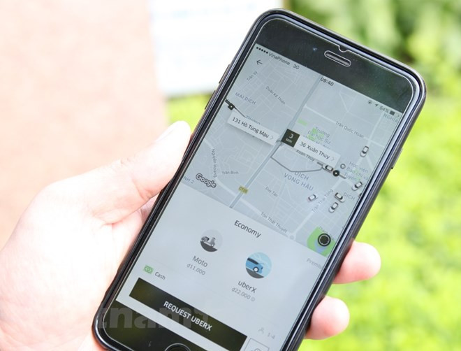 Kiến nghị chính thức cấm xe Uber, Grab trên 11 tuyến phố ở Hà Nội ảnh 1