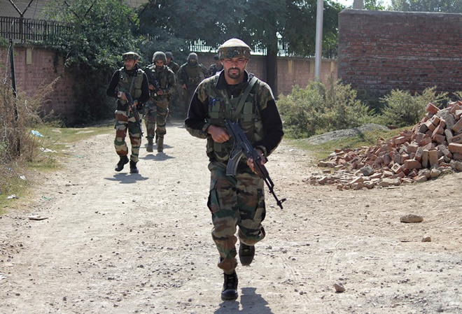 Quân đội Ấn Độ 'loại khỏi vòng chiến đấu' 6 lính Pakistan ảnh 1