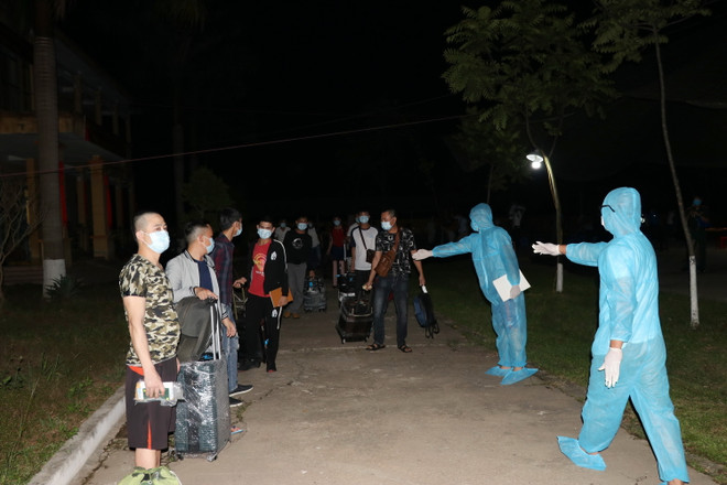 Ban hành hướng dẫn xét nghiệm ở khu cách ly người nhập cảnh trước 23/5 ảnh 1