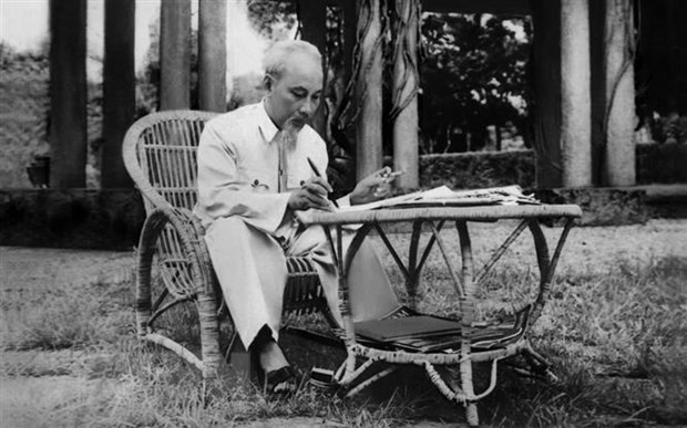 Những lời khuyên của Bác Hồ còn nguyên giá trị đối với cách mạng Lào ảnh 1