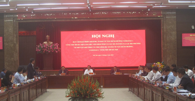 Các bộ, ngành, địa phương liên quan góp ý tháo gỡ vấn đề mỏ phục vụ thi công dự án. (Ảnh: Nguyễn Thắng/TTXVN) Dự án đường Vành đai 4-Vùng Thủ đô Hà Nội: Gỡ khó vấn đề mỏ vật liệu ảnh 1