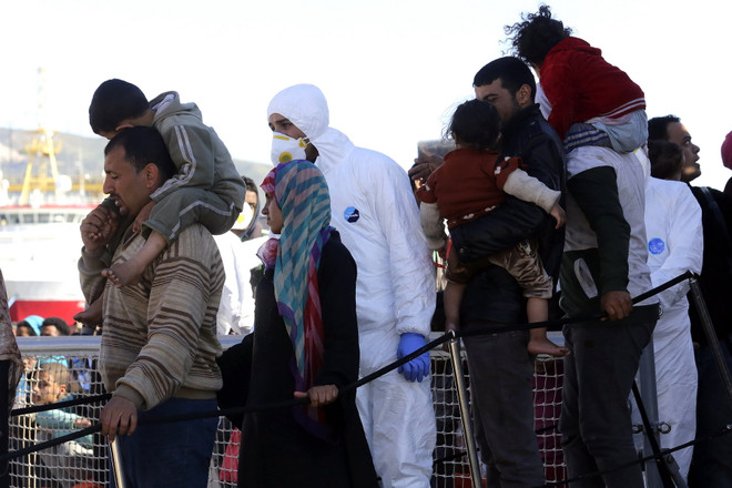 Ai Cập bắt giữ nhiều người di cư cố vượt Địa Trung Hải sang Italy ảnh 1