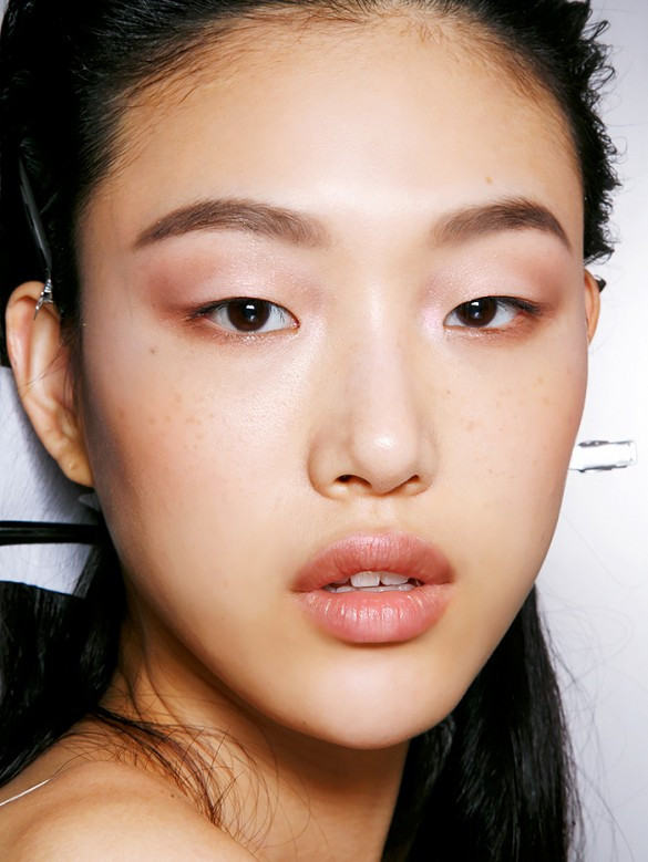 Chuyên gia Hàn Quốc "bật mí" 3 tuyệt chiêu làm đẹp hiệu quả ảnh 3