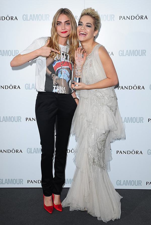 Hội những cô nàng đình đám có phong cách cực kỳ ăn rơ ảnh 16