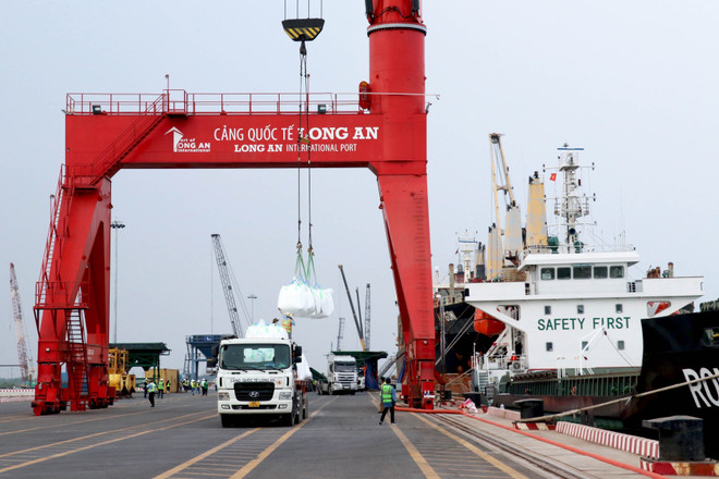 Cảng quốc tế Long An. Ảnh minh họa. (Ảnh: Bùi Giang/TTXVN) Người dân Đồng bằng sông Cửu Long kỳ vọng vào Đại hội XIII của Đảng ảnh 1