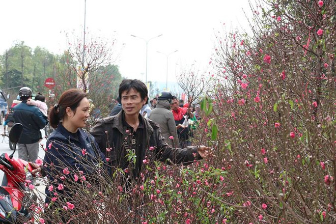 Hai miền Bắc-Nam nắng ấm, các tỉnh Trung Trung Bộ mưa diện rộng ảnh 1