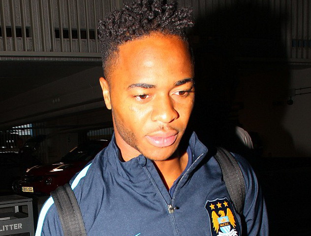 Sterling đắt nhất lịch sử: Bão giá hay cơn thèm sự thừa nhận? ảnh 1