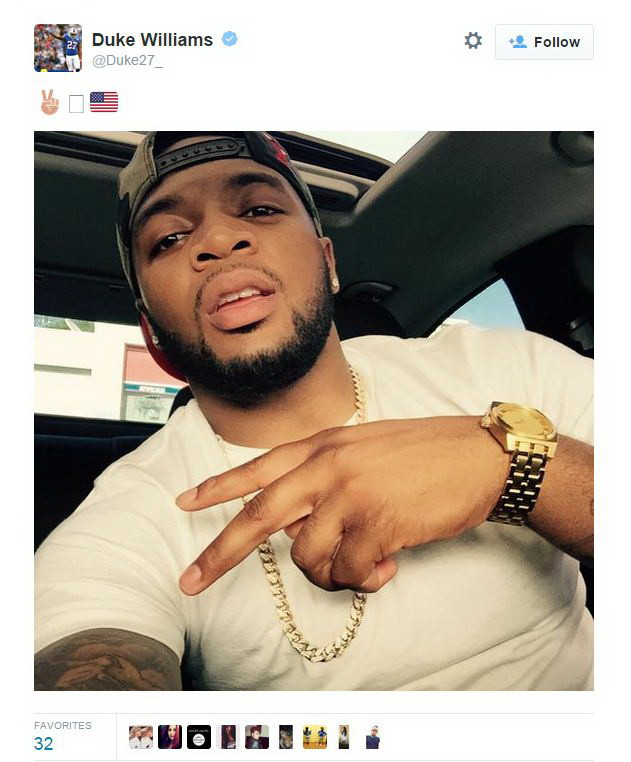 Cầu thủ bóng bầu dục bẽ mặt vì bị ngôi sao phim người lớn từ chối ảnh 2