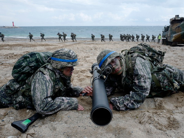 Triều Tiên và Nga thảo luận tình hình căng thẳng trên bán đảo ảnh 1