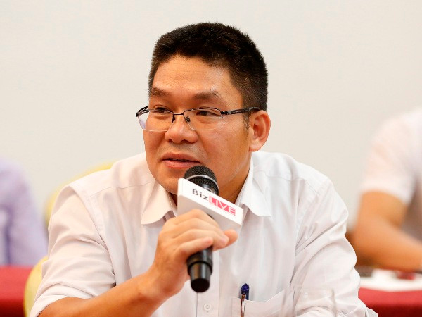 Tiến sỹ khoa học Nguyễn Thành Long, Chủ tịch Sở giao dịch Chứng khoán Hà Nội. (Ảnh: PV/Vietnam+) Thị trường chứng khoán: Kênh đầu tư “hứa hẹn” trong năm 2017 ảnh 1