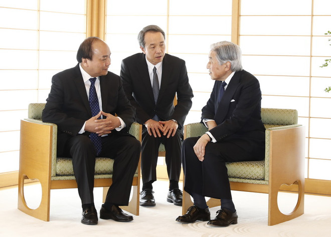 Thủ tướng Nguyễn Xuân Phúc hội kiến Nhà Vua và Hoàng hậu Nhật Bản ảnh 3