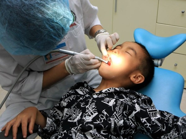 Rất nhiều người dân Việt Nam bị mắc các bệnh về răng miệng ảnh 1