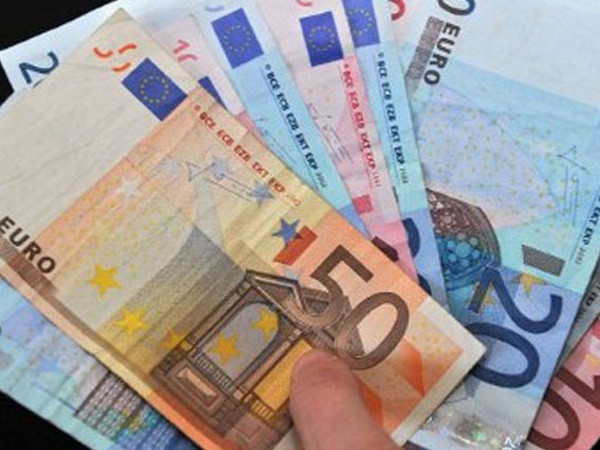Đồng euro vẫn chịu sức ép sau phát biểu của Chủ tịch ECB ảnh 1
