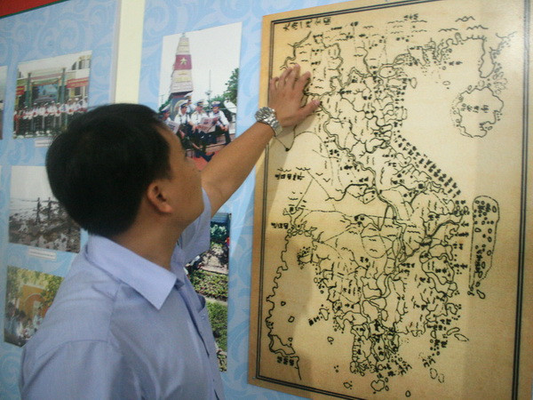 Triển lãm, chiếu phim chủ đề hướng về biển đảo quê hương ảnh 1