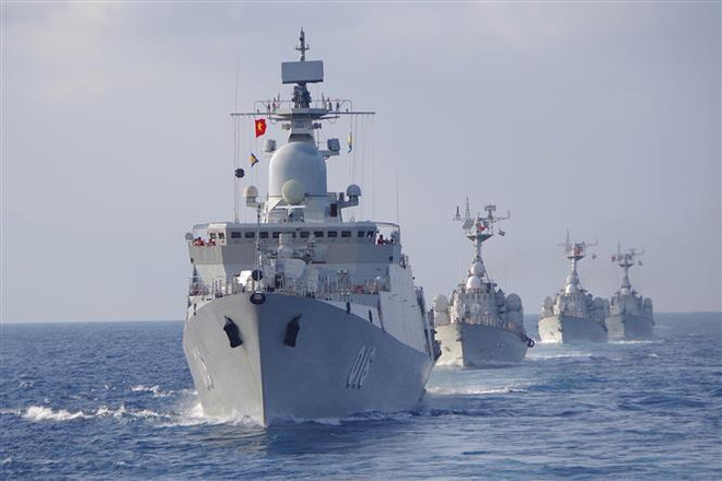 Vùng 4 Hải quân tiếp tục xây dựng đơn vị chính quy, hiện đại ảnh 2