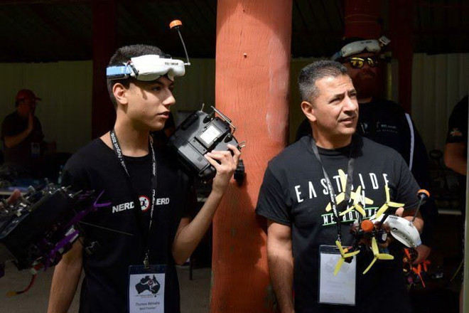 Nhiều điểm hấp dẫn trong cuộc đua máy bay không người lái ảnh 1