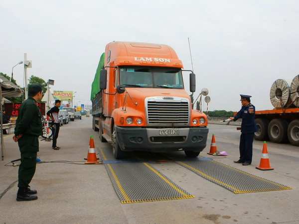 Kiểm soát tải trọng gắn với tái cơ cấu thị trường vận tải ảnh 1