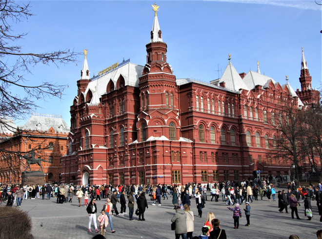 Dạy tiếng Việt cho người Việt tại Nga: Cô đơn ngay chính nhà mình ảnh 1