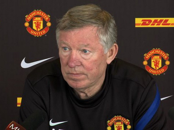 Tự truyện Sir Alex: Nỗi sợ độc hành trên con đường chông gai ảnh 1