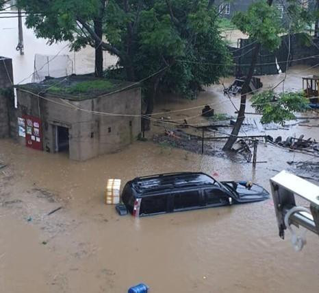 Các địa phương nỗ lực khắc phục hậu quả bão lũ và mưa dông ảnh 2