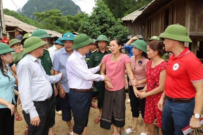 Các địa phương nỗ lực khắc phục hậu quả bão lũ và mưa dông ảnh 1