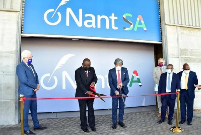 Nam Phi khai trương cơ sở sản xuất vaccine ngừa COVID-19 thế hệ mới ảnh 1