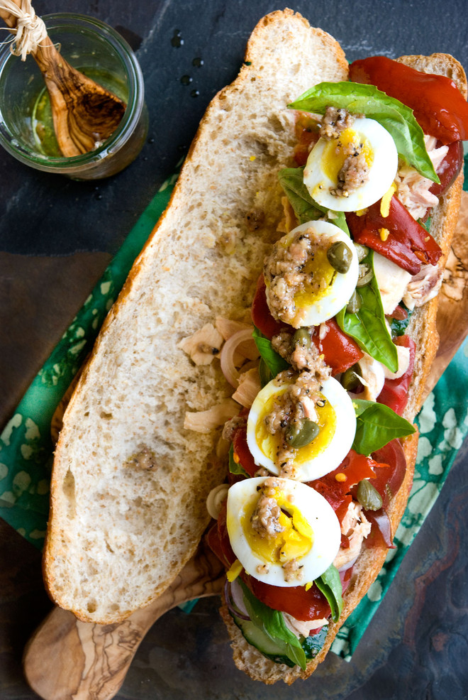 Khám phá 24 món bánh mỳ kẹp ngon nhất thế giới ảnh 8