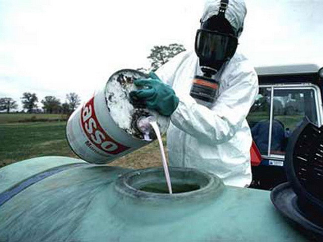 EU mất hàng trăm tỷ euro mỗi năm do phơi nhiễm chất hóa học ảnh 1