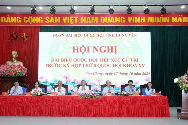 ttxvn_tong_bi_thu_chu_tich_nuoc_to_lam_tiep_xuc_cu_tri_hung_yen_17-2.jpg