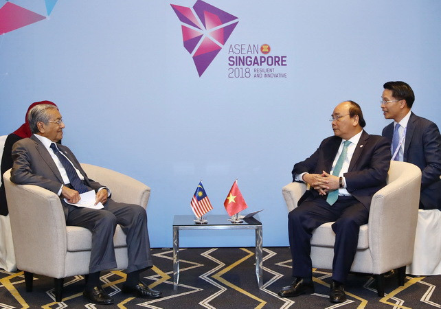 Thủ tướng Nguyễn Xuân Phúc gặp Quốc vương Brunei và Thủ tướng Malaysia ảnh 2