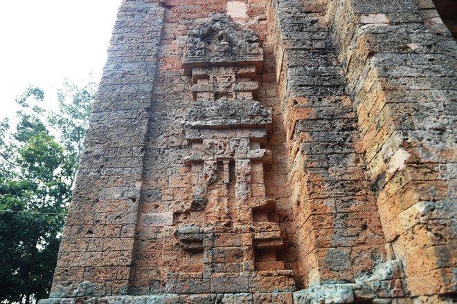 Về Tây Ninh ghé thăm tháp cổ Bình Thạnh hơn 1000 năm tuổi ảnh 1