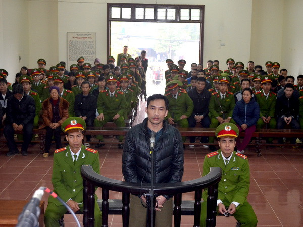 8 án tử hình, 5 án chung thân trong vụ mua bán 541 bánh heroin ảnh 1