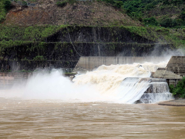 11 giờ ngày 6/8, mở thêm 1 cửa xả đáy hồ Thủy điện Tuyên Quang ảnh 1