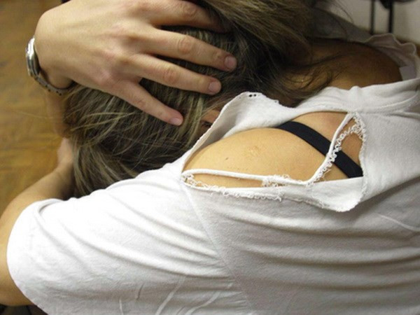 58% các vụ bạo hành phụ nữ ở Algeria liên quan gia đình ảnh 1