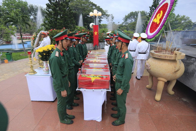 Hậu Giang, Bình Thuận: Tổ chức truy điệu, cải táng hài cốt các liệt sỹ ảnh 2