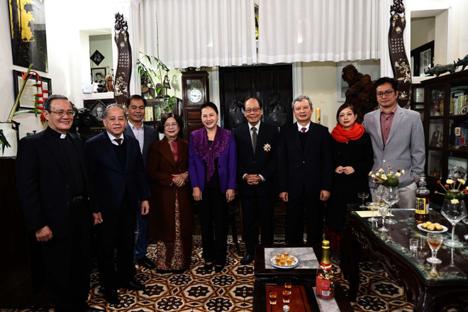 Chủ tịch Quốc hội mừng Giáng sinh Tòa Tổng Giám mục Tổng Giáo phận Huế ảnh 2