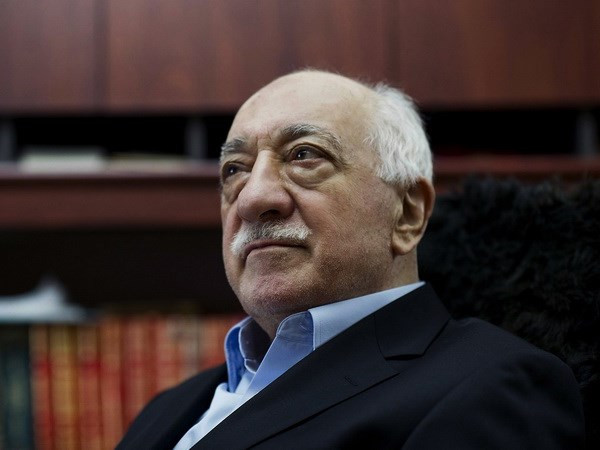 Giáo sỹ Hồi giáo Fethullah Gulen. (Nguồn: AP) Giáo sỹ Gulen phủ nhận liên quan tới vụ ám sát Đại sứ Nga ảnh 1