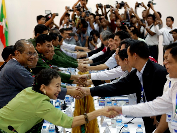 Tổng thống Myanmar cam kết đạt được hòa bình trong nước ảnh 1