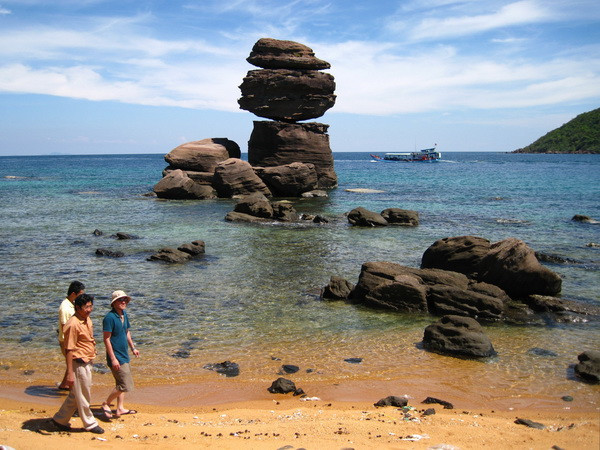 ĐBSCL thu hút 2,2 triệu khách du lịch trong tháng 1/2015 ảnh 1