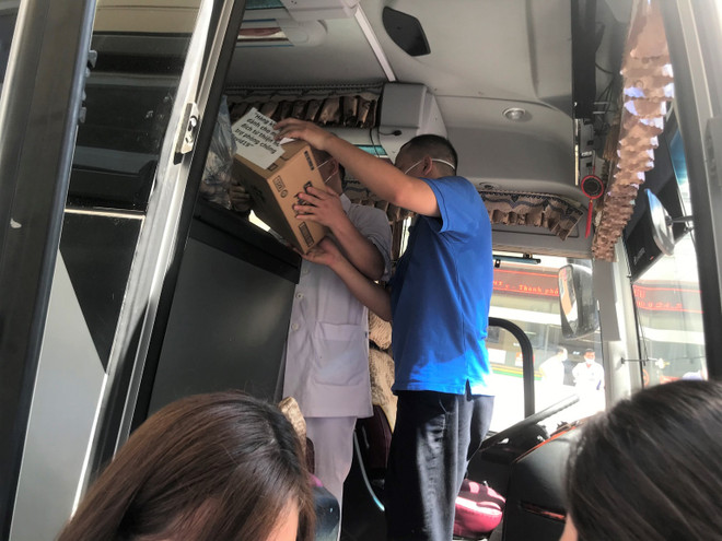 Sữa yêu thương tiếp sức y bác sỹ vào miền Nam chống dịch ảnh 6