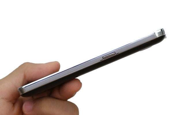 Top các sản phẩm điện thoại thông minh bán chạy trong tháng 12 ảnh 5