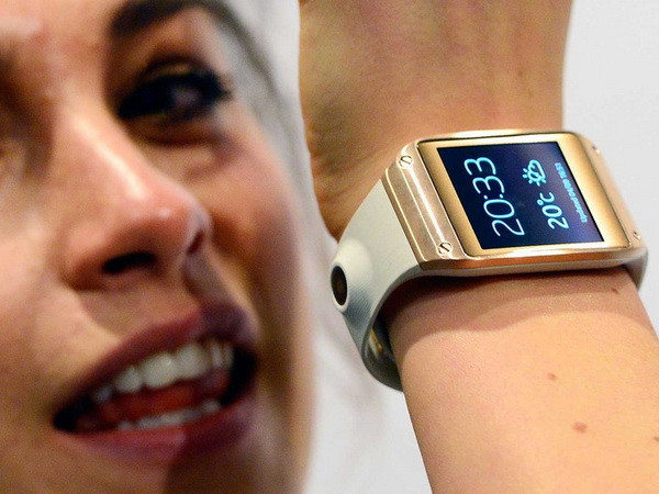 Samsung phản bác tin Galaxy Gear tiêu thụ "thảm họa" ảnh 1