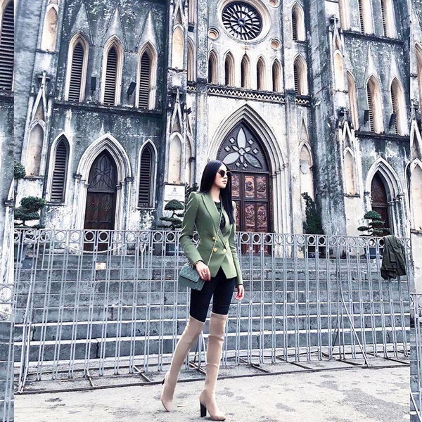 Hồ Ngọc Hà, Kỳ Duyên và dàn mỹ nhân Việt “lên đồ” rực rỡ ngày xuân ảnh 16