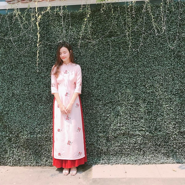 Sao Việt xúng xính áo dài trong dịp Tết Nguyên Đán 2018 ảnh 10